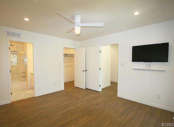 5th image of 13901 Sayre St Unit 22