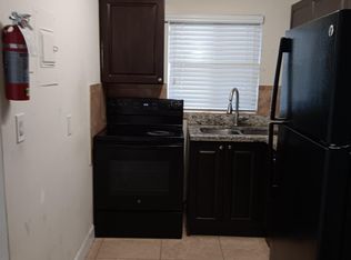 5811 NW 17th Pl #X, Fort Lauderdale, FL 33313