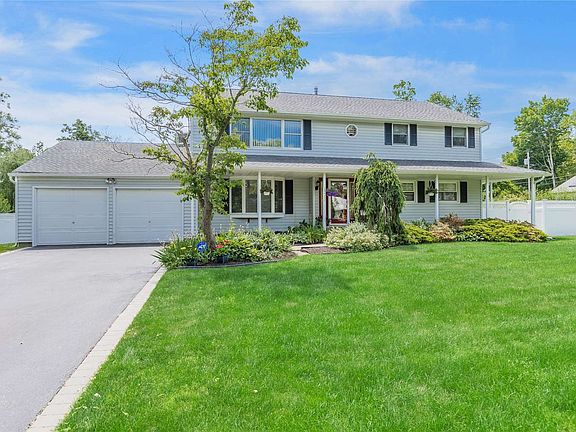 2nd image of 1212 McFadden Dr