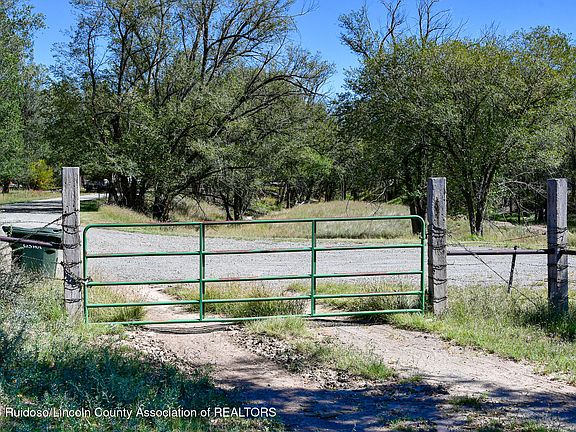 3rd image of 164 W Creek Rd
