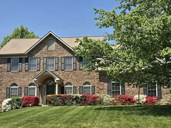 6084 Kirkland Dr, Warrenton, VA 20187