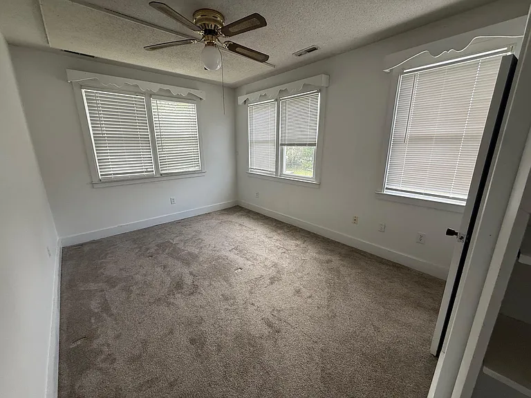 1856 Ion Ave #A — Photo 7