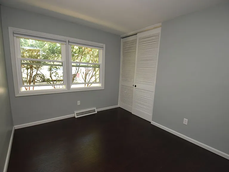 54579 Whispering Oak Dr — Photo 16