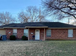 826 Highfall Dr, Dallas, TX 75232
