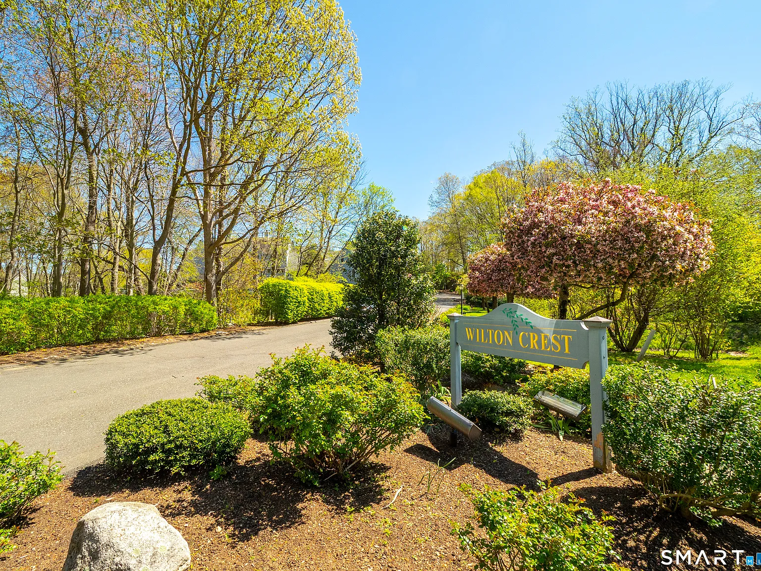 2 bed, 2.5 bath, 1934 sqft, $4,700 — Photo 1