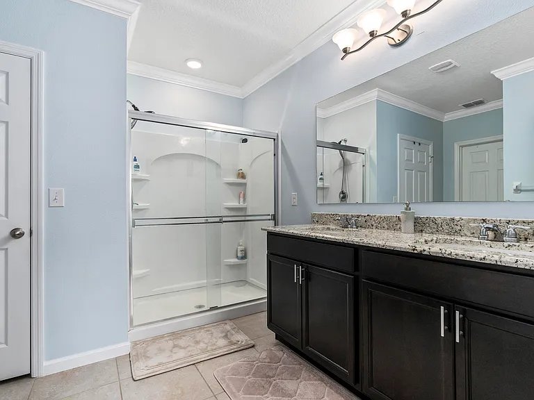 1810 SW Capehart Ave — Photo 17