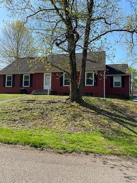1st image of 41 Oriole Dr