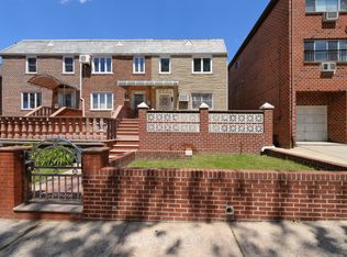 15335 77th Rd, Flushing, NY 11367