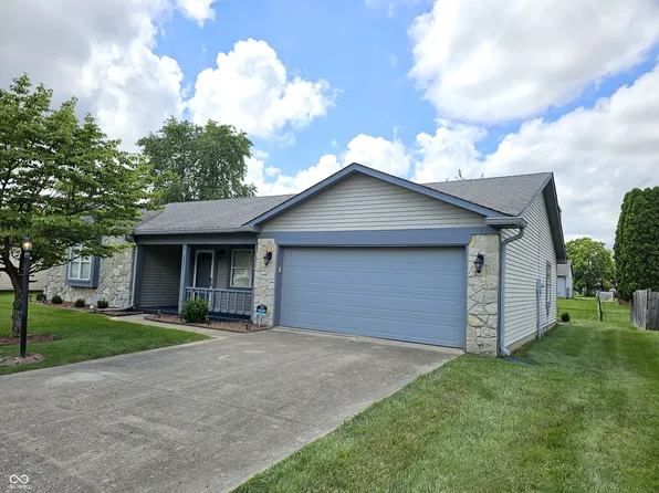 8230 Parsley Ln, Indianapolis, IN 46237