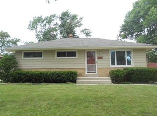 8750 W Bender Ave, Milwaukee, WI 53225