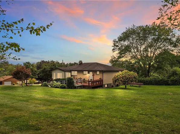 141 High St, Herminie, PA 15637