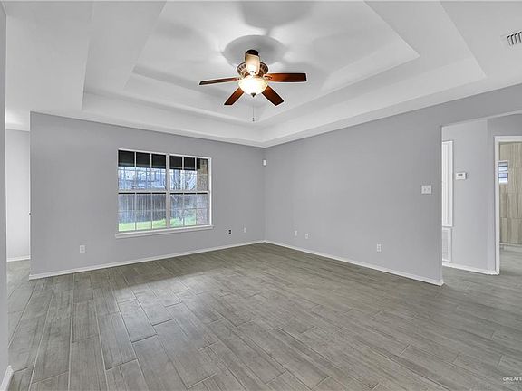 3rd image of 1812 Pike Ave