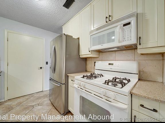 4th image of 8144 E 17th St Unit D