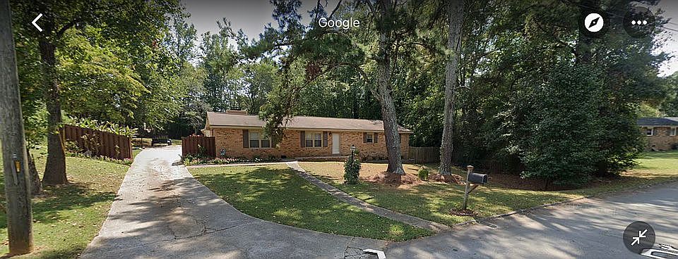 2nd image of 3696 Briar Dr
