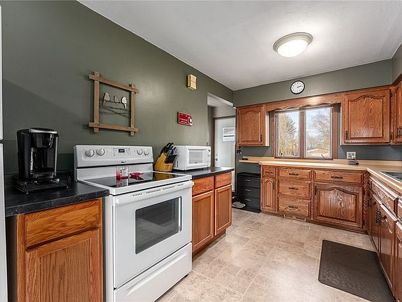 5th image of 6198 166th Street