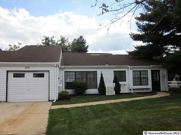 3rd image of 606 Sheffield Drive #A