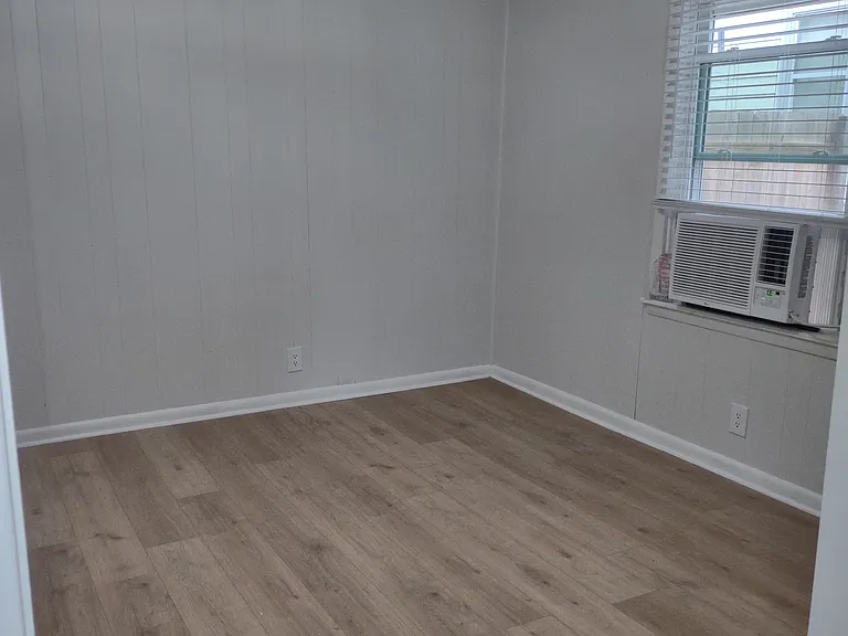 143 Morrison St #2 — Photo 5