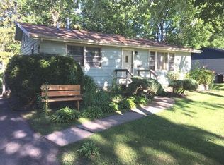 1104 Elm Pl, Dixon, IL 61021