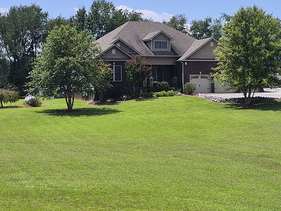 3rd image of 6734 Burgess Gower Rd