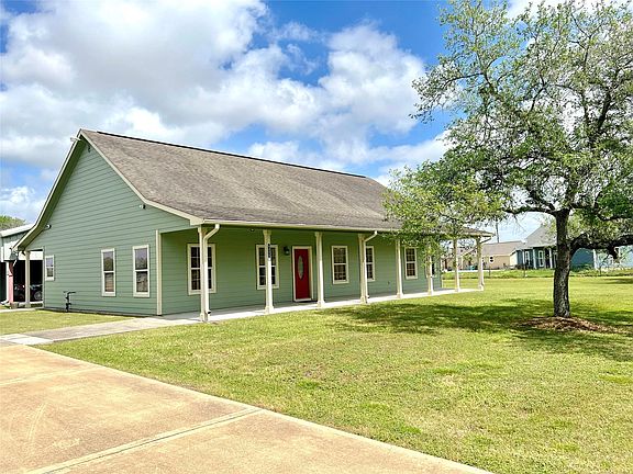 3rd image of 4212 County Road 182