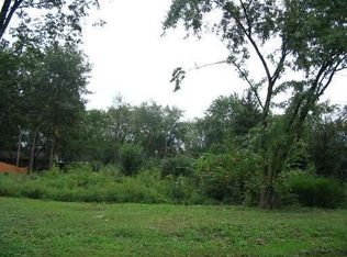 28847 Thorntree Ln, Lake Bluff, IL 60044