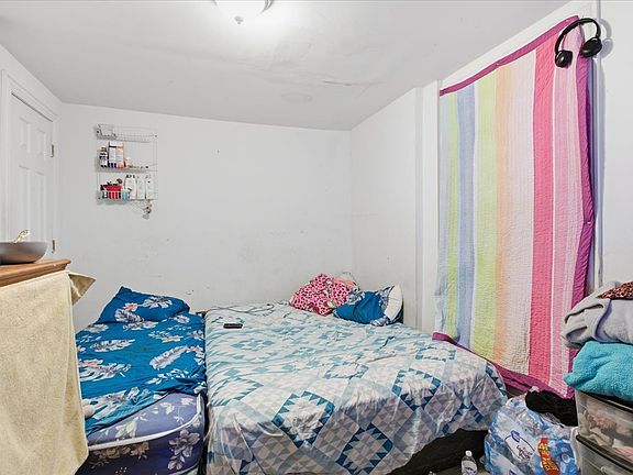 5th image of 5624 S Lowe Ave