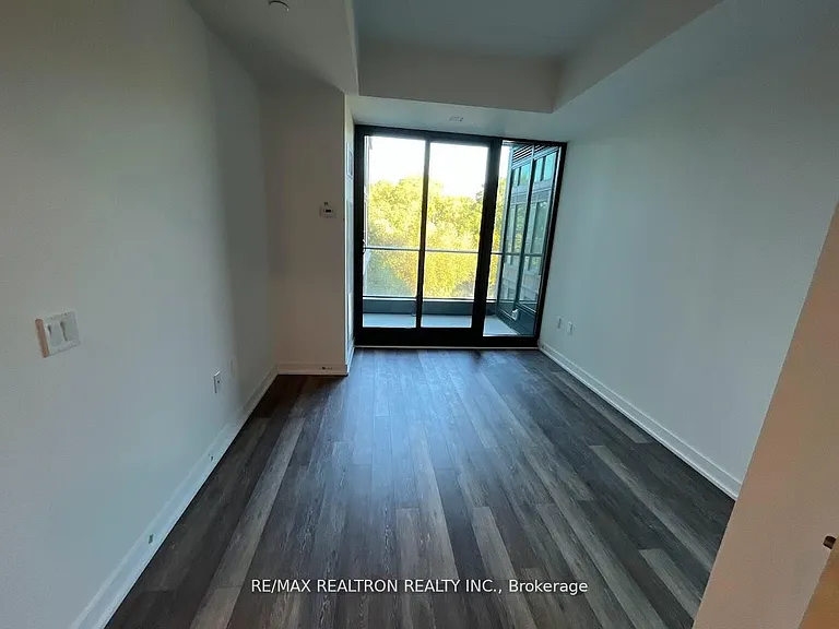 250 Lawrence Ave W #401 — Photo 5