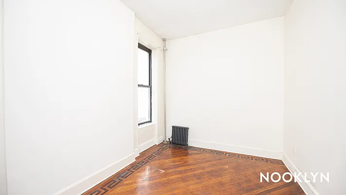 Rented by Nooklyn NYC LLC | media 9