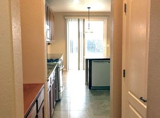 8426 Dandelion Dr, Elk Grove, CA 95624