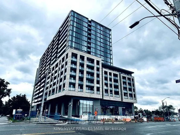 86 Dundas St E #421, Mississauga, ON L5A 1W4