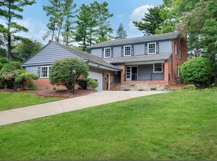 21749 Shelburne Rd, Shaker Heights, OH 44122