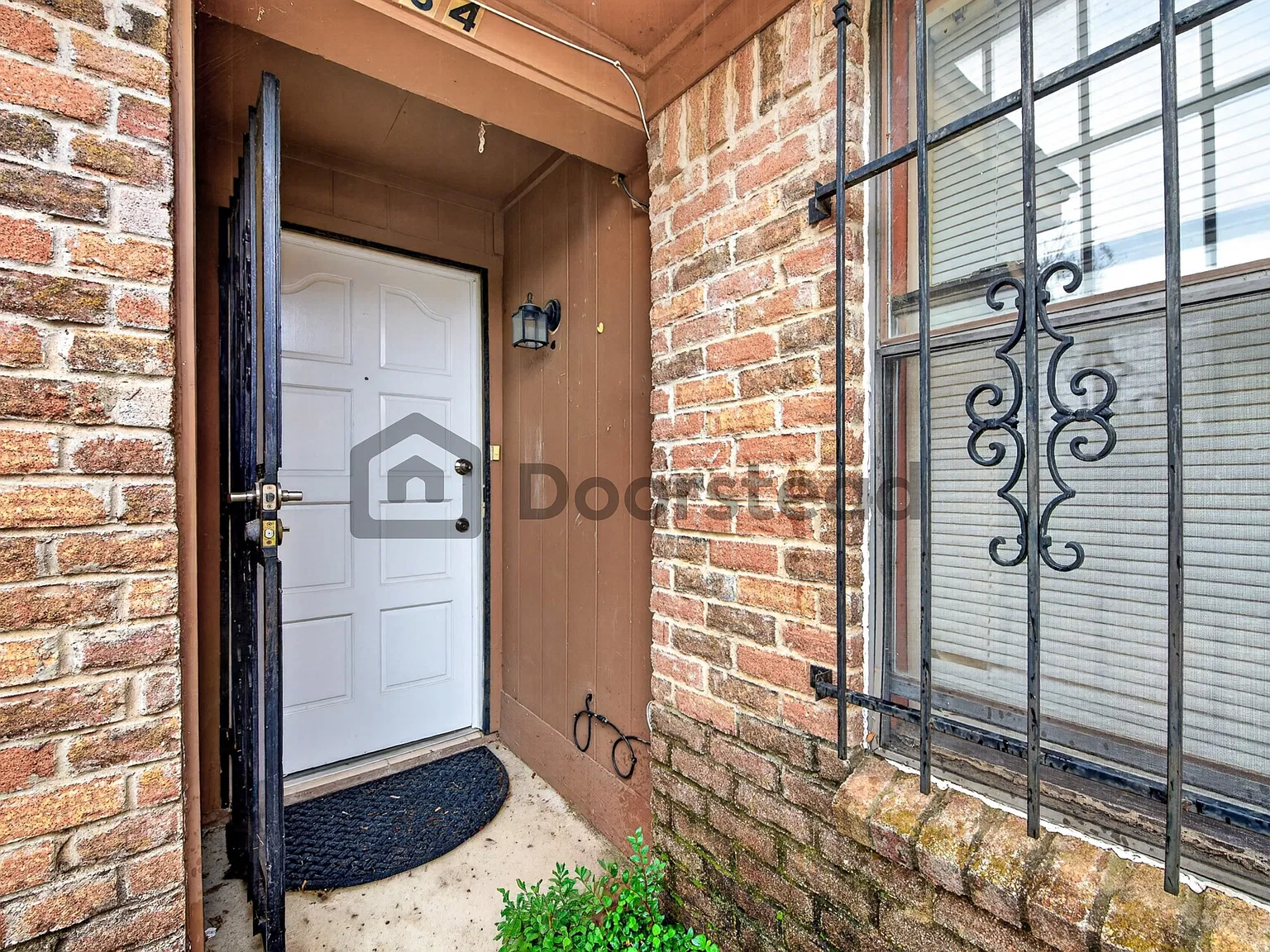 2 bed, 1.0 bath, 1050 sqft, $1,450 — Photo 4