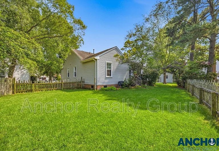 2505 Ravencroft Ct — Photo 10