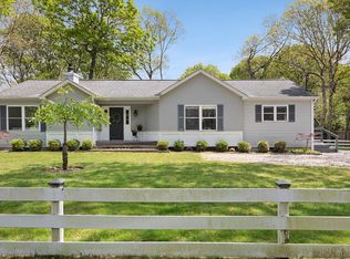 9 President St, East Hampton, NY 11937