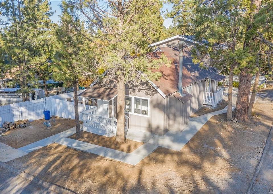 1st image of 283 Kern Ave
