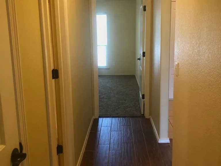 8304 Littlerock Dr — Photo 14
