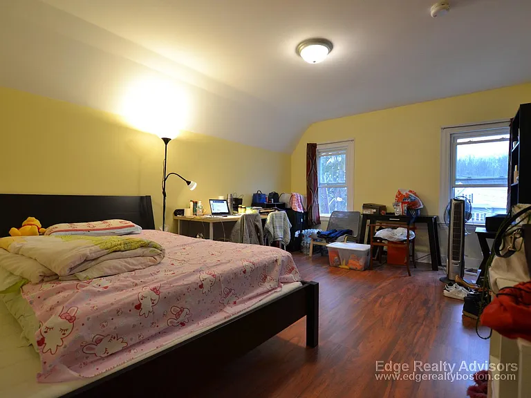 35 Palmer St #R — Photo 13