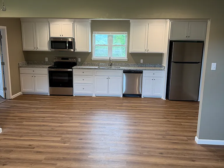 4615 Highway 124 — Photo 3
