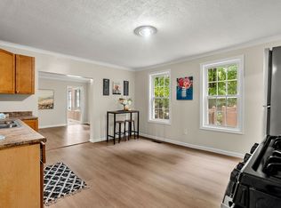 380 Riverside St, Lowell, MA 01854