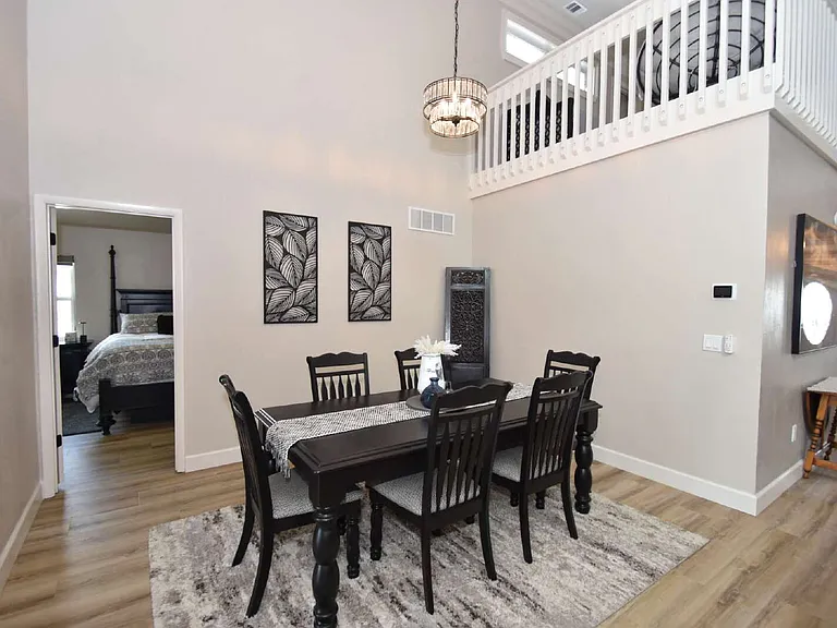 1 Bedford Dr — Photo 12