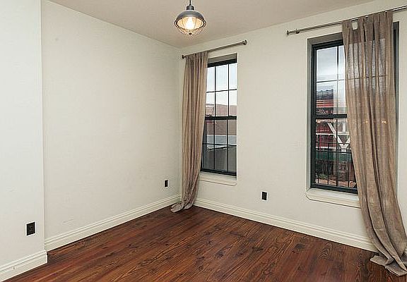 4th image of 73 Jefferson St #4A