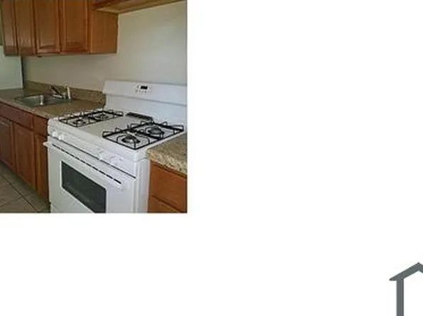 2529 Loyola Northway, Baltimore, MD 21215