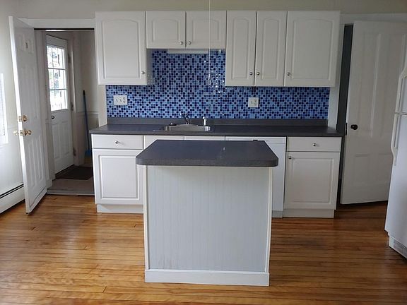 3rd image of 84 Water St #B