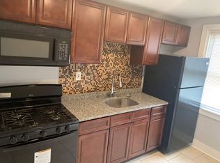 6304 Carnation St #2, Philadelphia, PA 19144