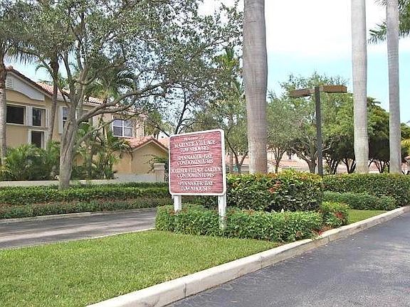 2nd image of 20907 Leeward Ct