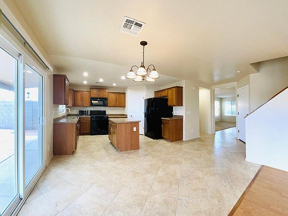 5th image of 33345 N Hidden Canyon Dr