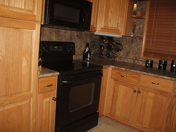 Kitchen with lots of counter space!