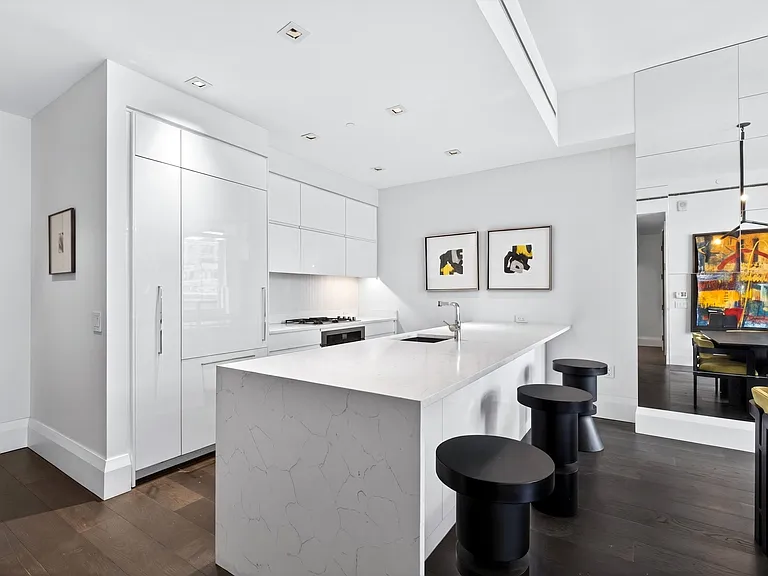172 Madison Ave #16B — Photo 2