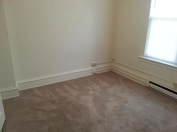 5th image of 124 5th Ave N #2