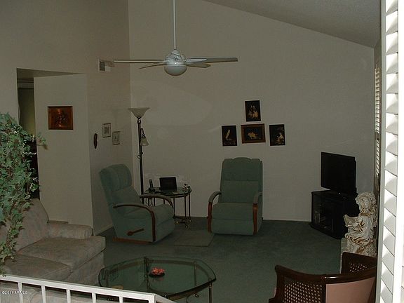 3rd image of 1232 E Royal Palm Cir